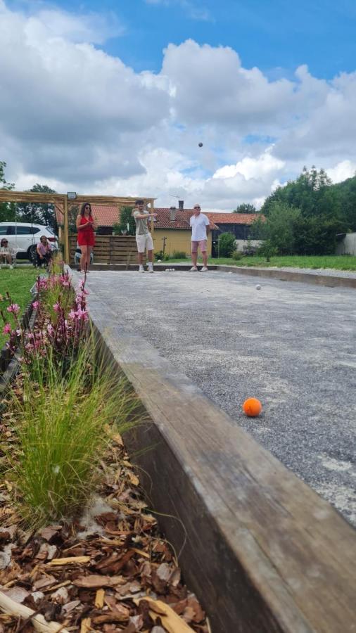 Villa Jacuzzi, Terrain De Petanque Et Aire De Jeux Vue Sur Les Pyrenees Seilhan Ngoại thất bức ảnh